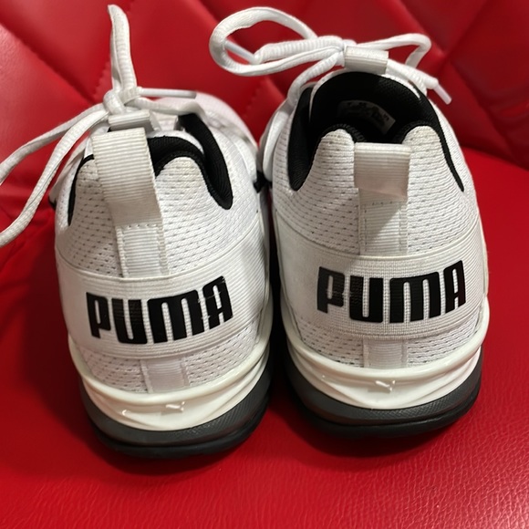 PUMA Unisex- Axelion Mesh Running Shoe Size 6C - Picture 3 of 10